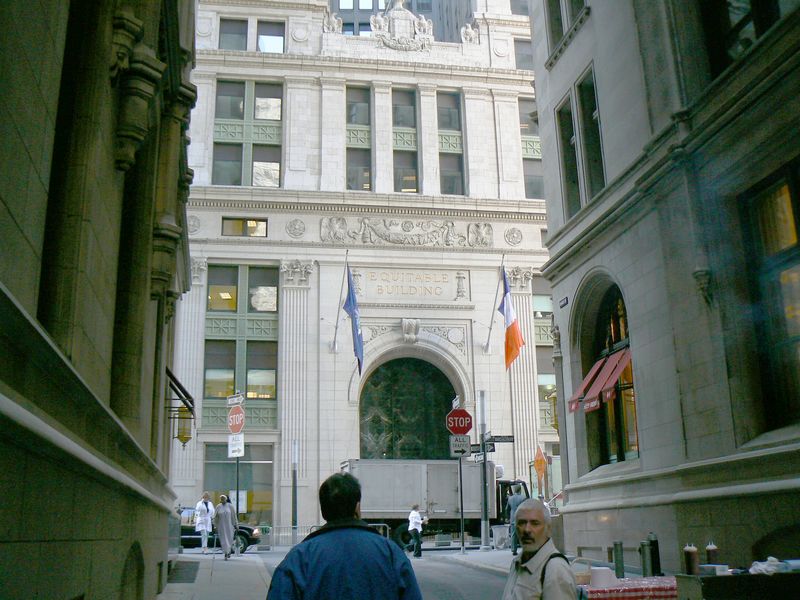 Building et Insolite: Equitable Building 1